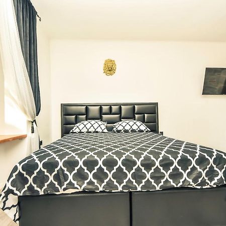 Luxury Heritage Apartment Zara Antica Eksteriør billede
