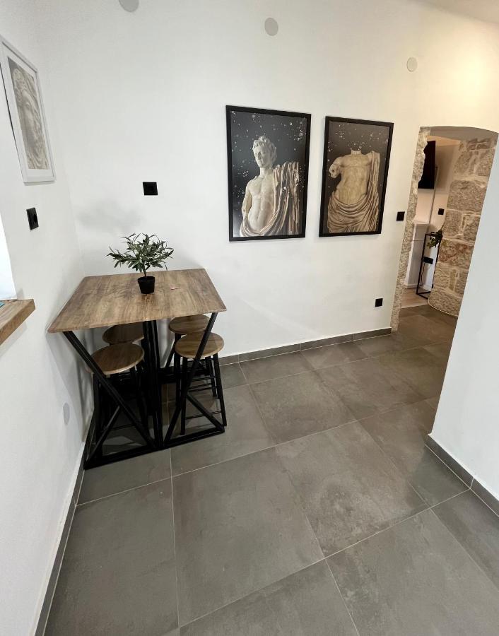 Luxury Heritage Apartment Zara Antica Eksteriør billede