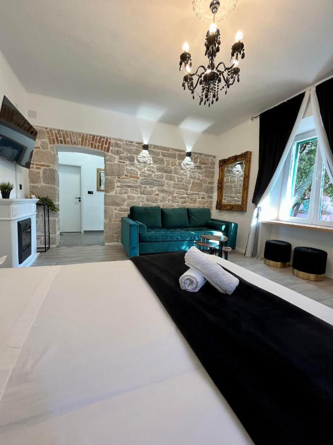 Luxury Heritage Apartment Zara Antica Eksteriør billede