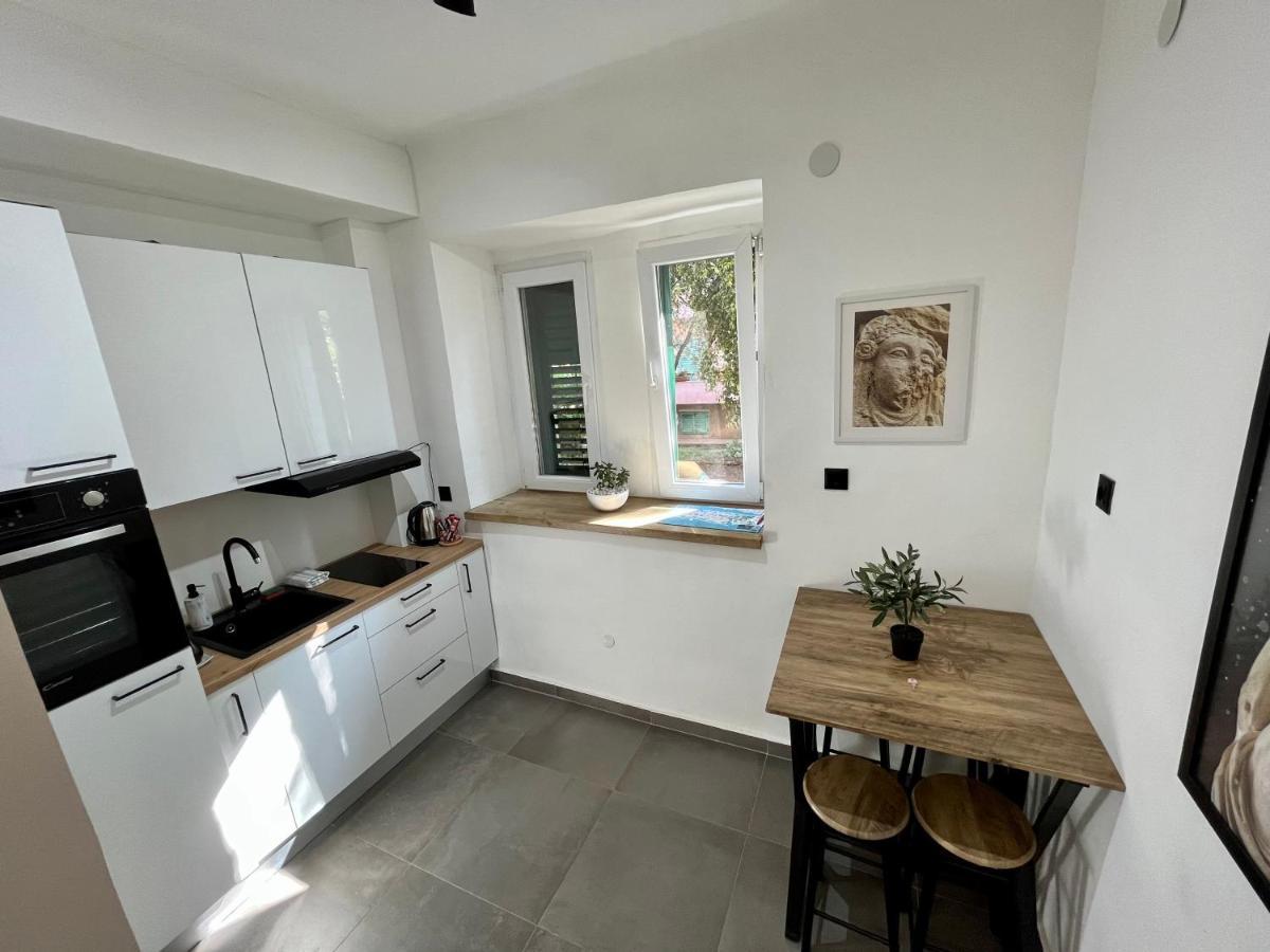 Luxury Heritage Apartment Zara Antica Eksteriør billede